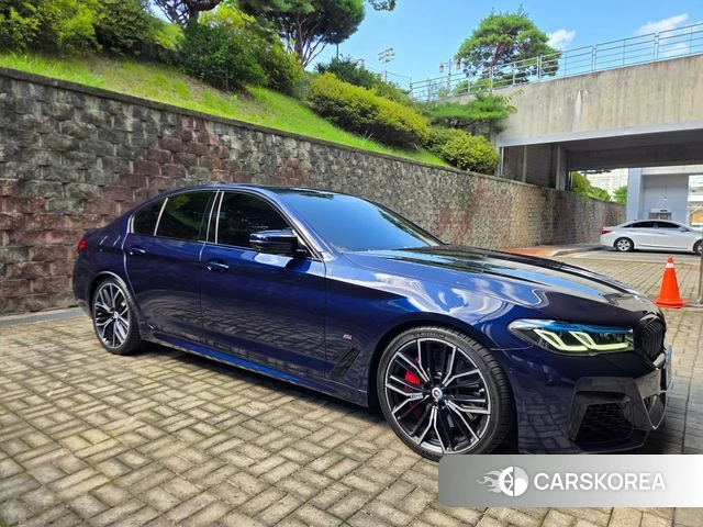 BMW 5 Series (G30) 2022 Синий из Кореи