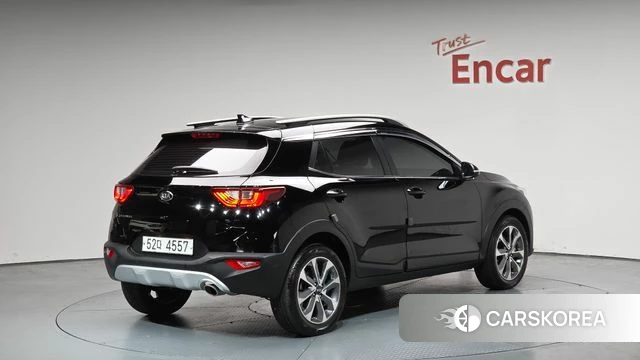 Kia Stonic 2019 Серый из Кореи