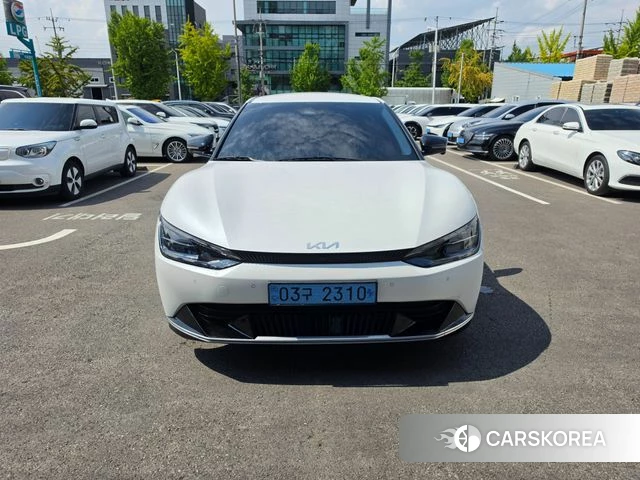 Kia EV6 2021 Белый из Кореи