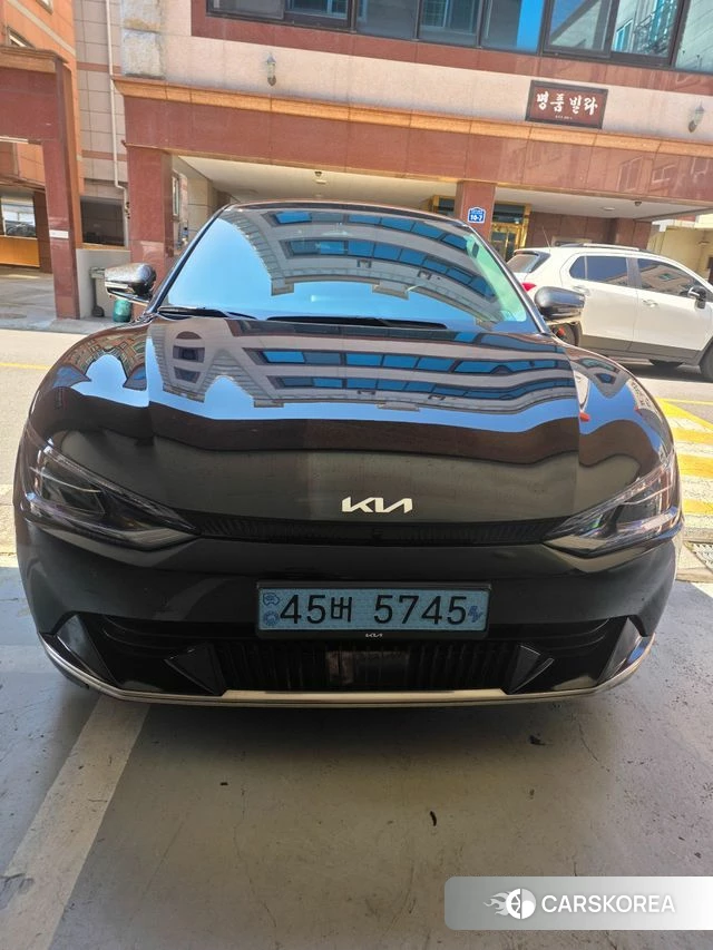 Kia EV6 2022 Черный из Кореи