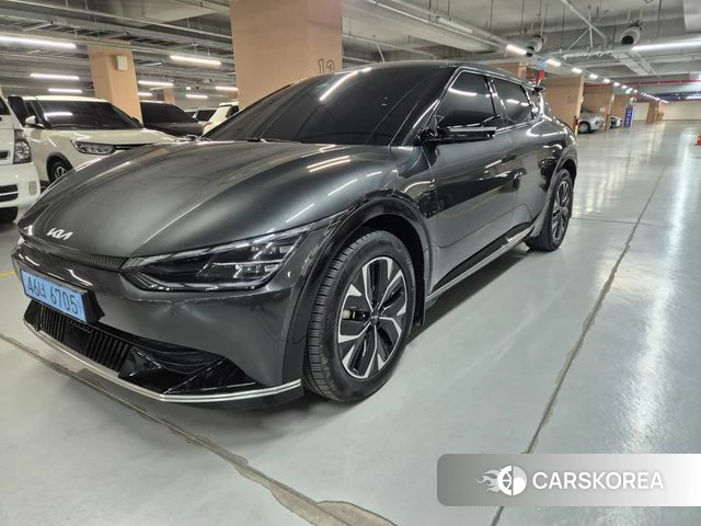 Kia EV6 2023 Серый из Кореи