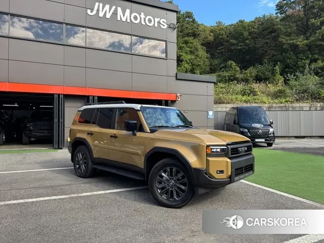 Toyota Landcruiser 2025 Цвет тростника из Кореи