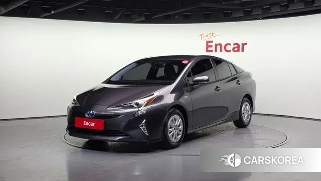 Toyota Prius 4th Generation 2018 Серый из Кореи