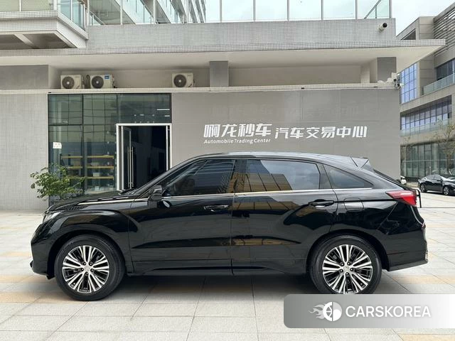 Honda Crown Road 2021 Черный из Китая