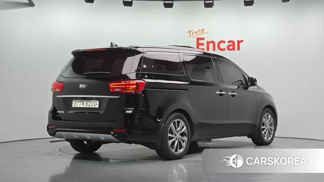 Kia The New Carnival 2018 Черный из Кореи