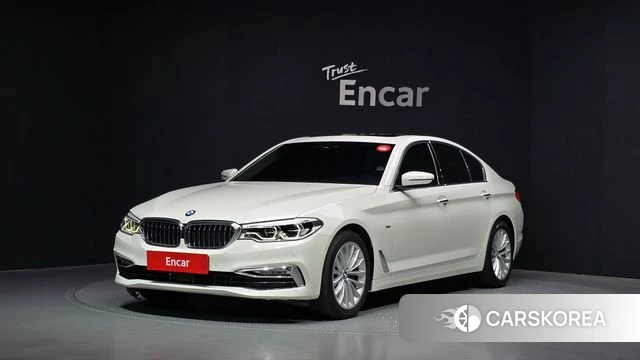 BMW 5 Series (G30) 2018 Белый из Кореи