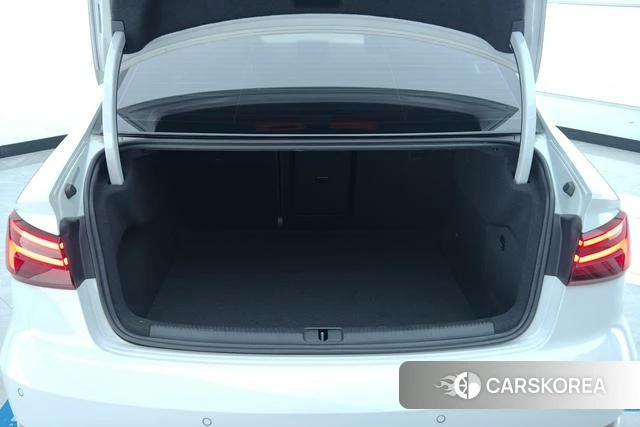 Audi A3 2021 Белый из Китая