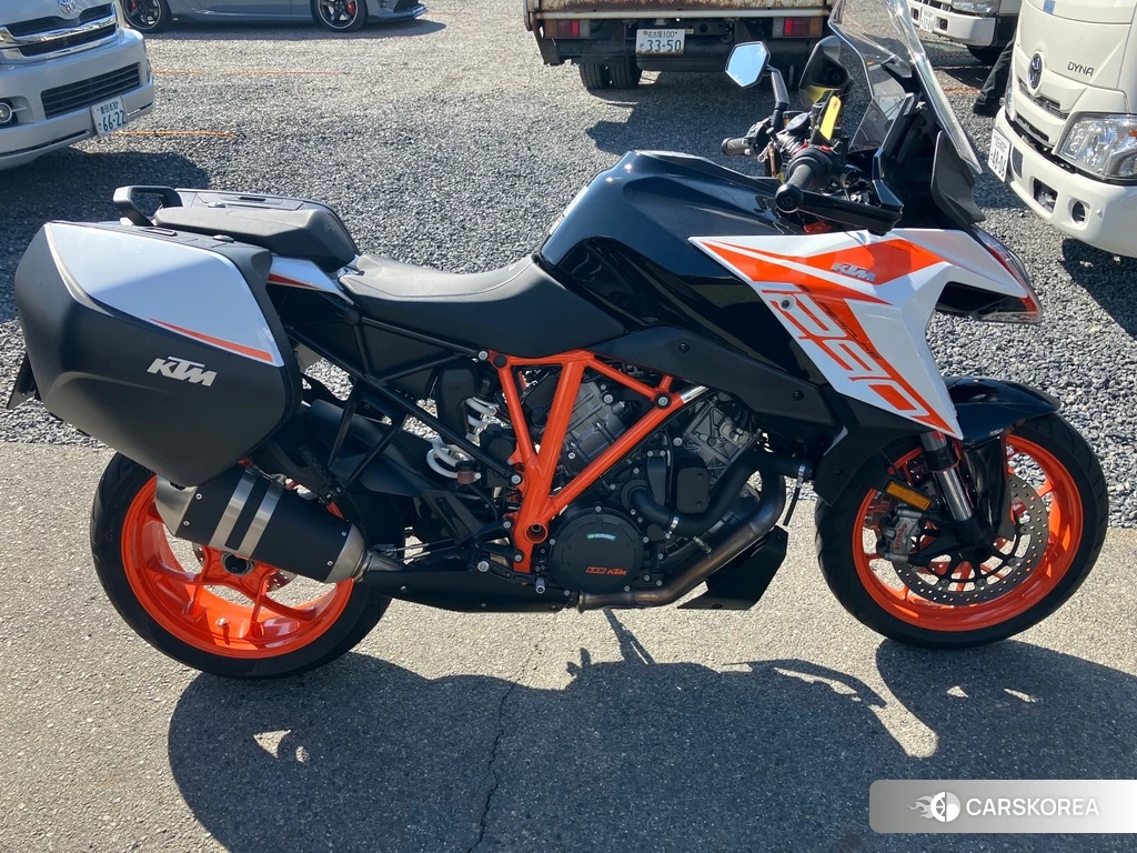 Проданный KTM 1290 SUPER DUKE GT 2019 из Японии, фото 2
