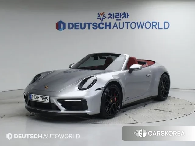 Porsche 911(992) 2022 Серебристо-серый из Кореи