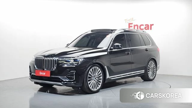 BMW X7 (G07) 2022 Черный из Кореи