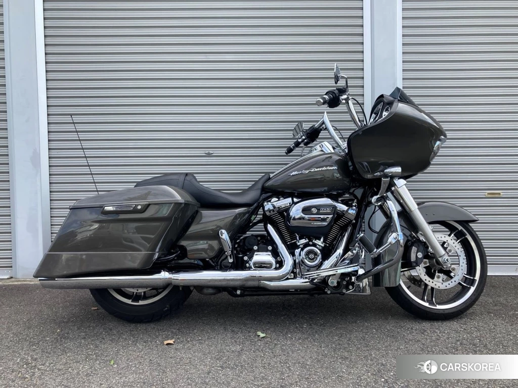 Проданный Harley-Davidson Road Glide FLTRX1580 2019 из Японии, фото 2