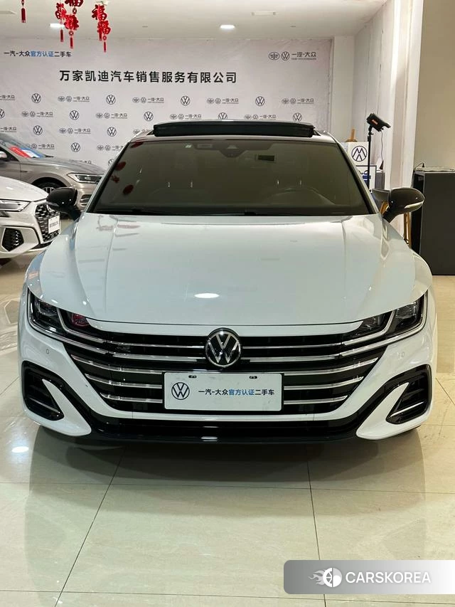 Volkswagen CC 2022 Белый из Китая