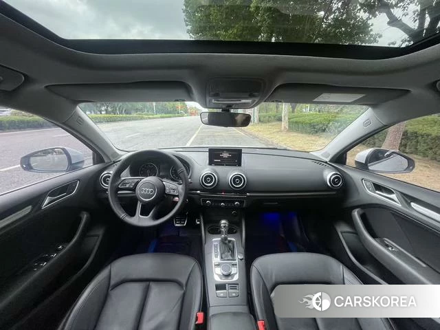 Audi A3 2019 Белый из Китая