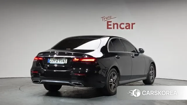 Mercedes-Benz E-Class W213 2023 Черный из Кореи