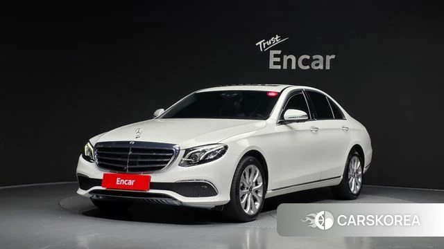 Mercedes-Benz E-Class W213 2020 Белый из Кореи