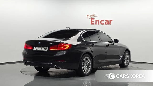 BMW 5 Series (G30) 2020 Серый из Кореи