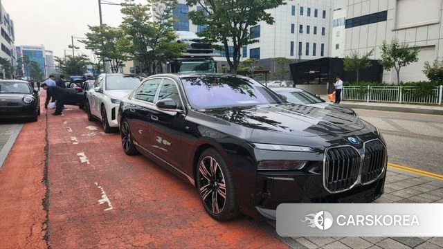 BMW 7 Series (G70) 2025 Черный из Кореи