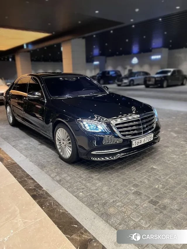 Mercedes-Benz S-Class W222 2018 Черный из Кореи