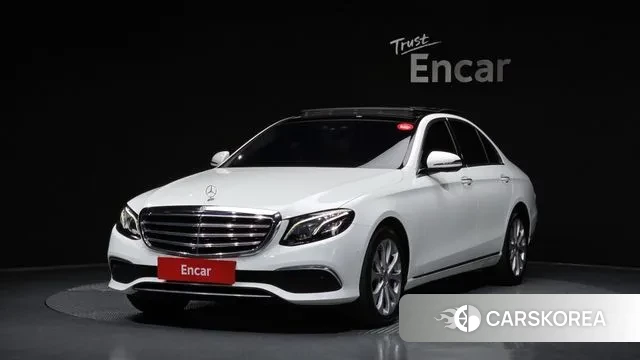 Mercedes-Benz E-Class W213 2019 Белый из Кореи
