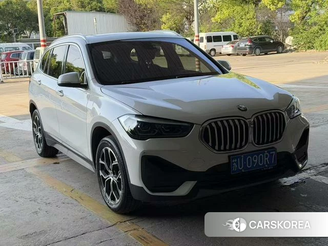 BMW X1 2021 Белый из Китая