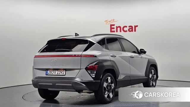 Hyundai Kona (SX2) 2025 Серебристо-серый из Кореи