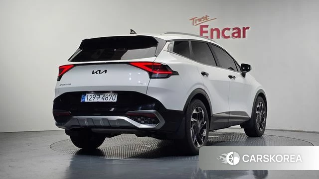 Kia Sportage 5th Generation Hybrid 2021 Белый из Кореи