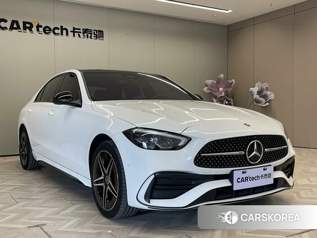 Mercedes-Benz Class C 2023 Белый из Китая