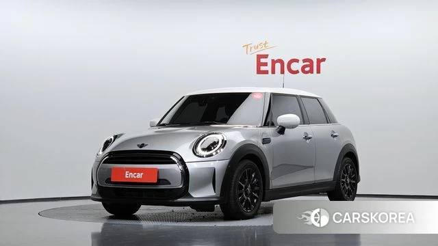 Mini Cooper 2023 Серебряный из Кореи