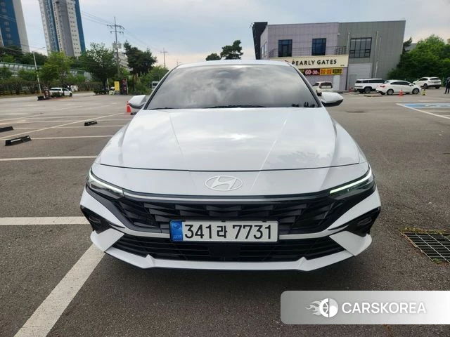 Hyundai The New Avante (CN7) 2024 Белый из Кореи