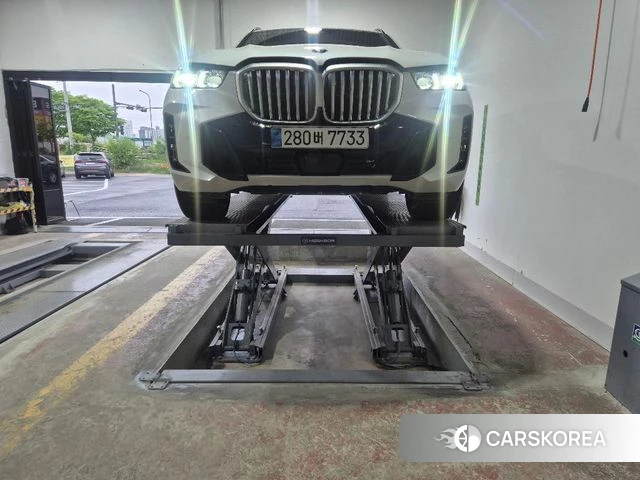 BMW X5 (G05) 2024 Белый из Кореи