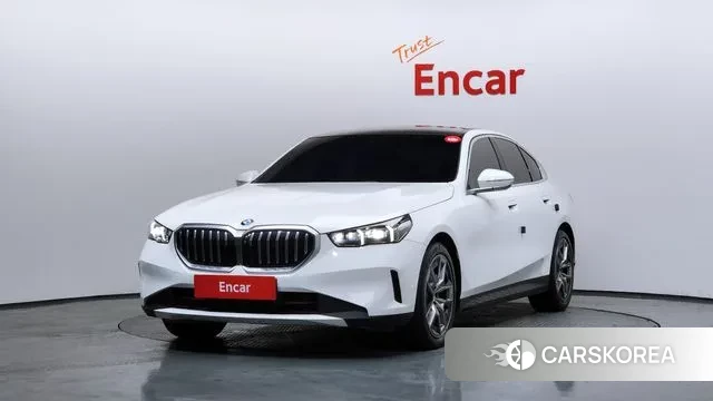 BMW 5 Series (G60) 2023 Белый из Кореи