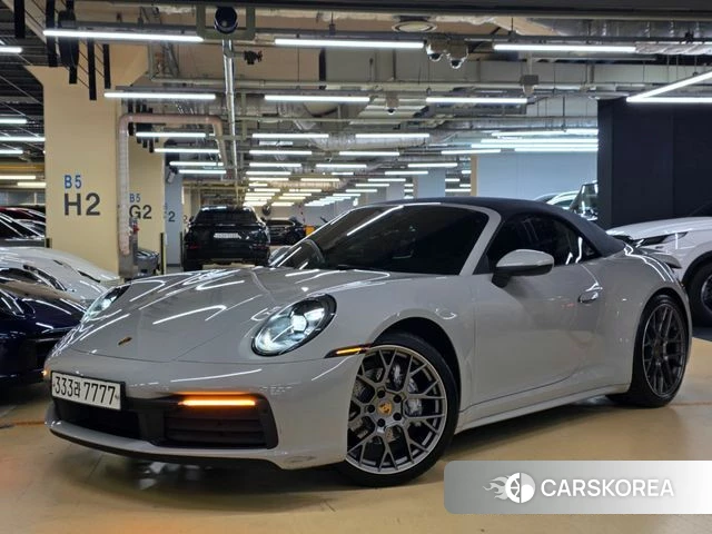 Porsche 911(992) 2020 Серебристо-серый из Кореи