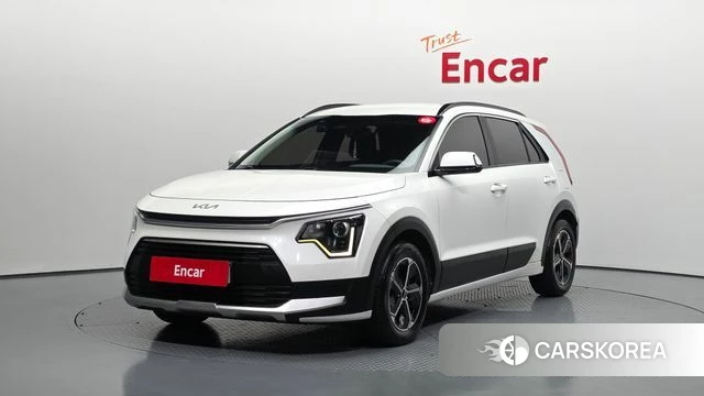 Kia Di Ol Nu Niro 2022 Белый из Кореи