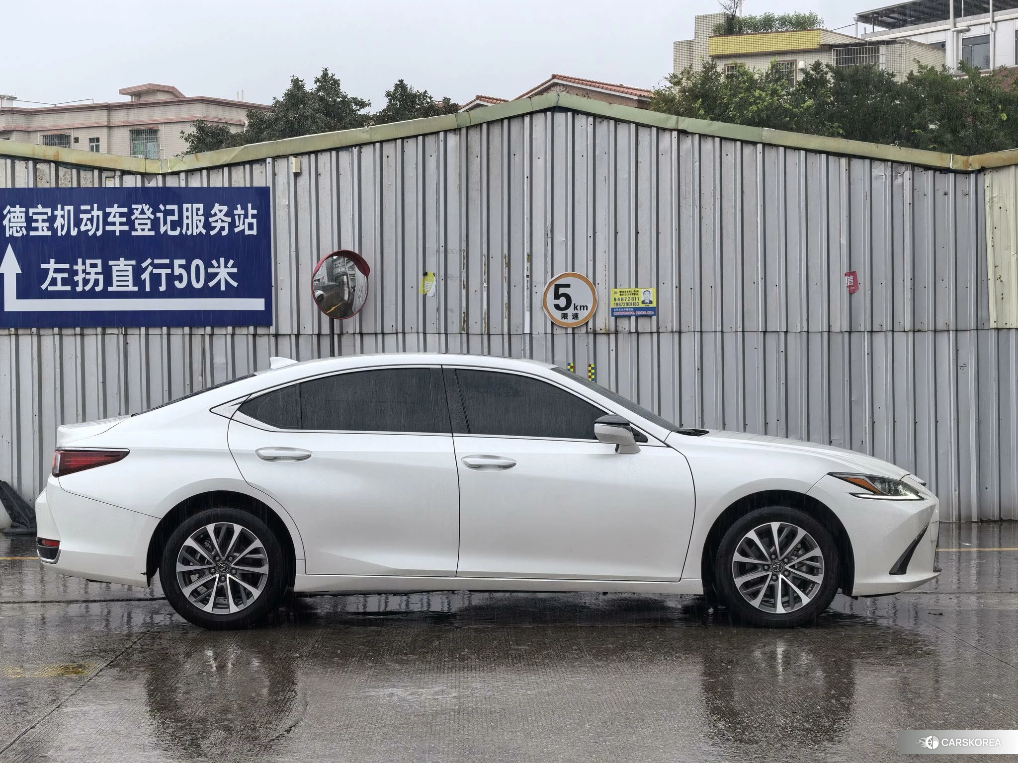 Lexus ES 2024 Белый из Китая