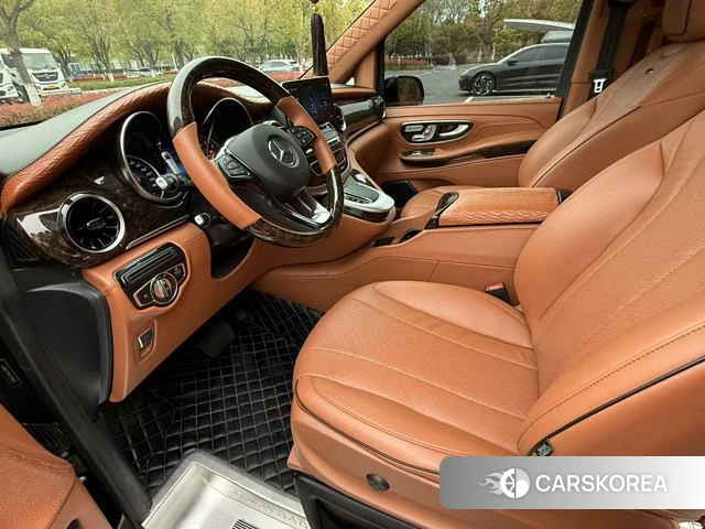 Mercedes-Benz V-class 2021 Черный из Китая