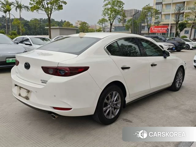 Mazda 3 Angkesaila 2021 Белый из Китая