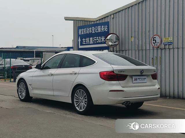 BMW 3 series GT 2018 Белый из Китая