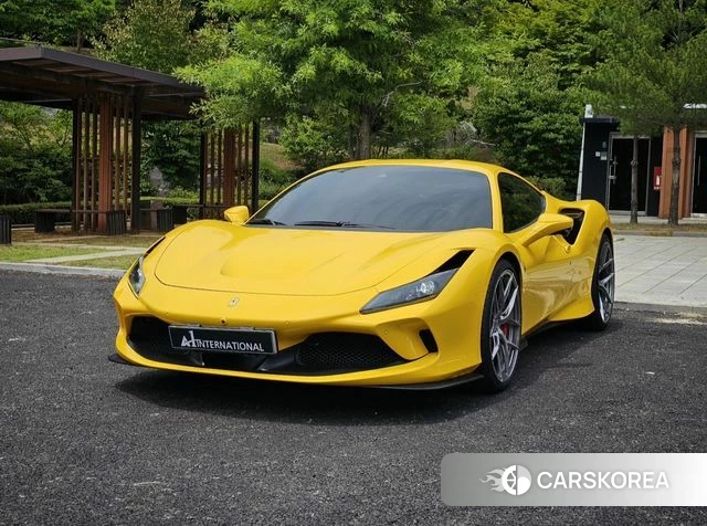 Ferrari F8 Tributo 2021 Желтый из Кореи