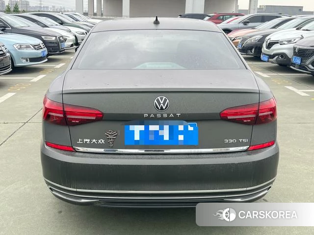 Volkswagen Passat 2021 Черный из Китая