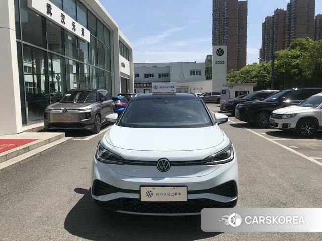 Volkswagen ID.4 X 2022 Белый из Китая