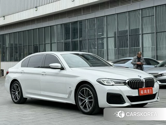 BMW 5 series 2023 Белый из Китая