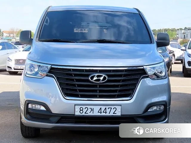 Hyundai The New Grand Starex 2018 Серебристо-серый из Кореи