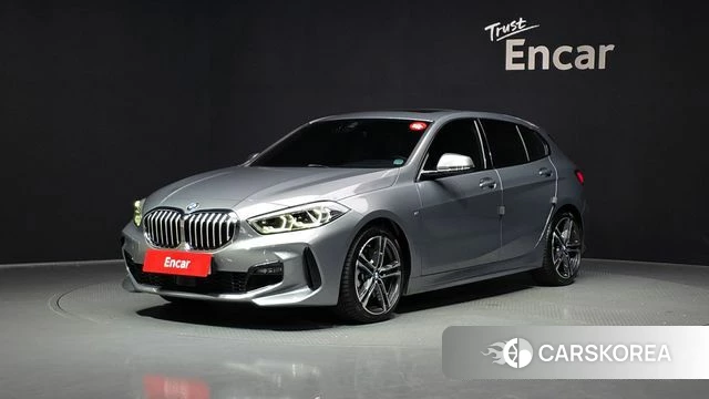 BMW 1 Series (F40) 2024 Серый из Кореи