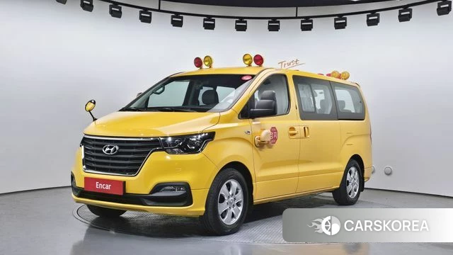 Hyundai The New Grand Starex 2019 Желтый из Кореи