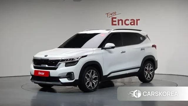 Kia Seltos 2020 Белый из Кореи
