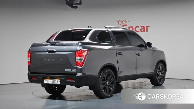Ssangyong Rexton Sports 2019 Серый из Кореи