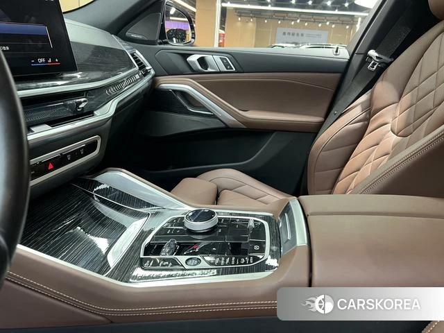 BMW X6 2025 Черный из Китая