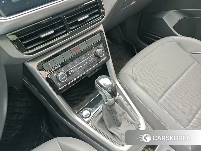 Volkswagen Tu Kai 2023 Белый из Китая