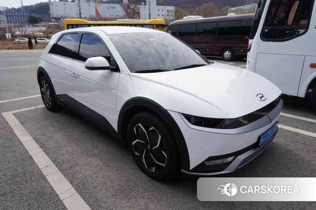 Hyundai Ionic 5 2021 Белый двухцветный из Кореи