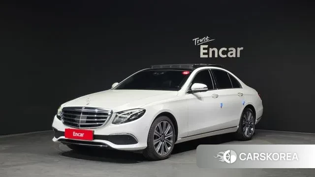 Mercedes-Benz E-Class W213 2019 Белый из Кореи